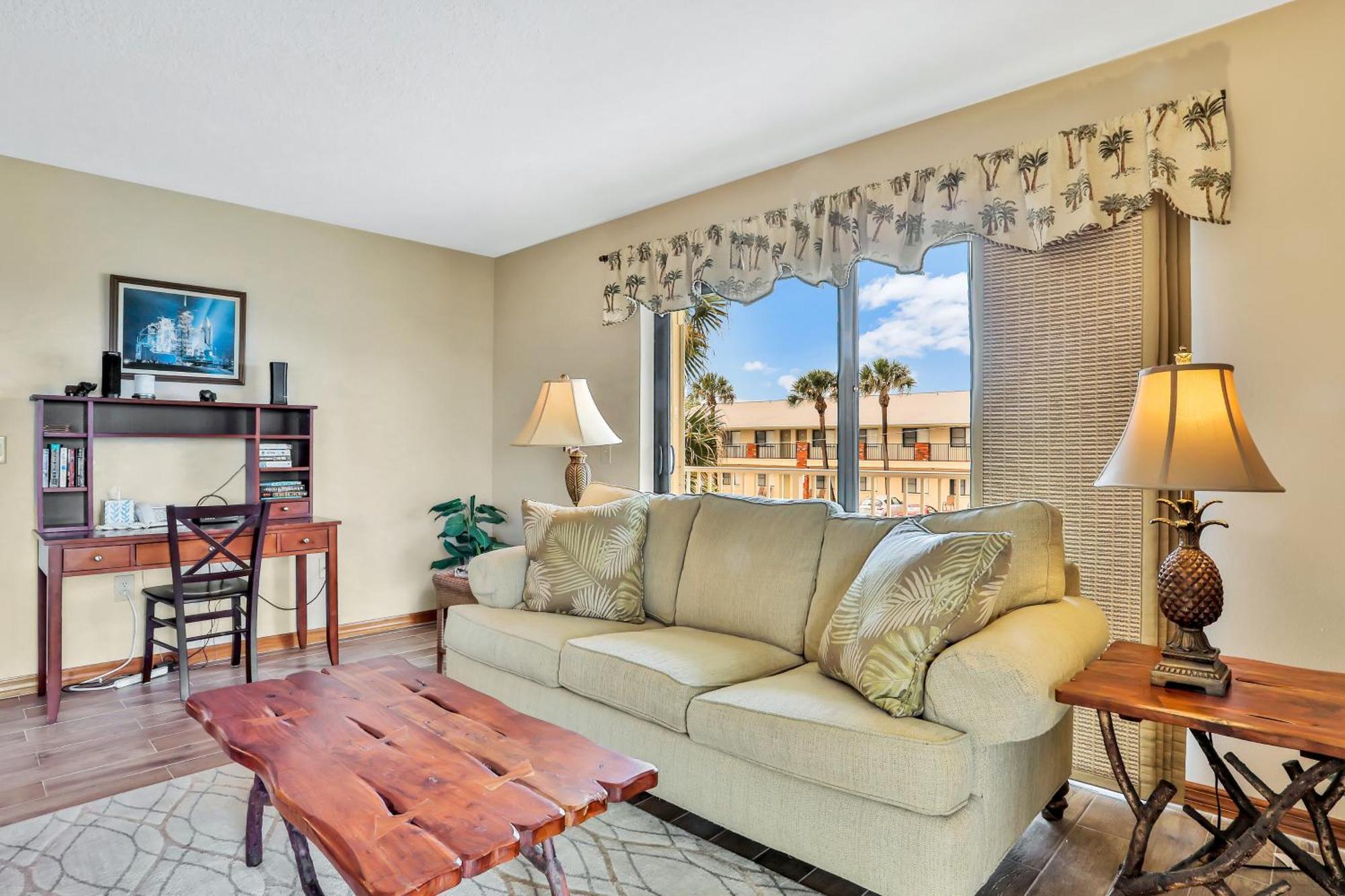 Atlantic Sands Condos 코코아비치 객실 사진
